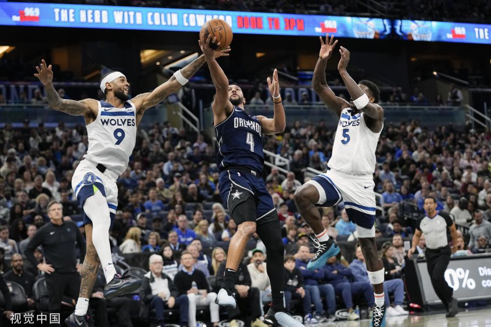 引对方防守 引对方防守