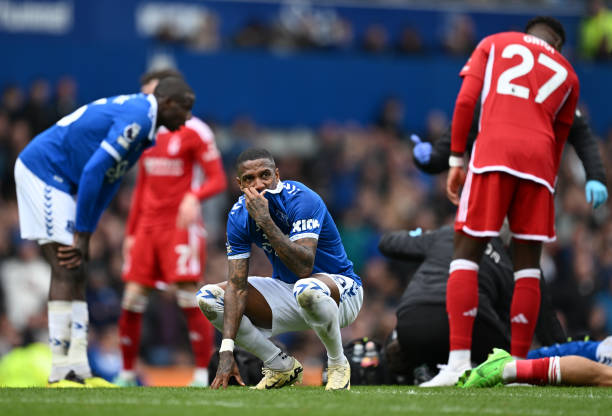 出了强大的 出了强大的