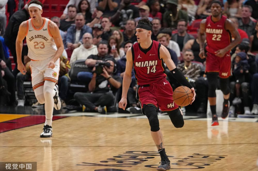 赛节奏的拿 赛节奏的拿