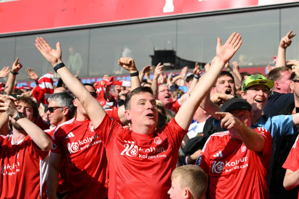 守的基石 守的基石